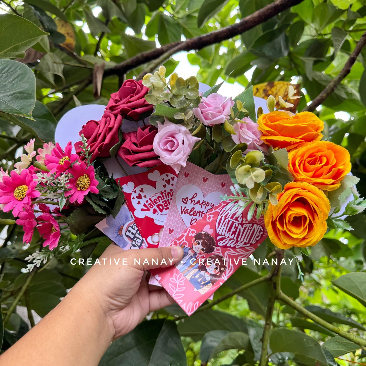 Valentines Flower/choco holder